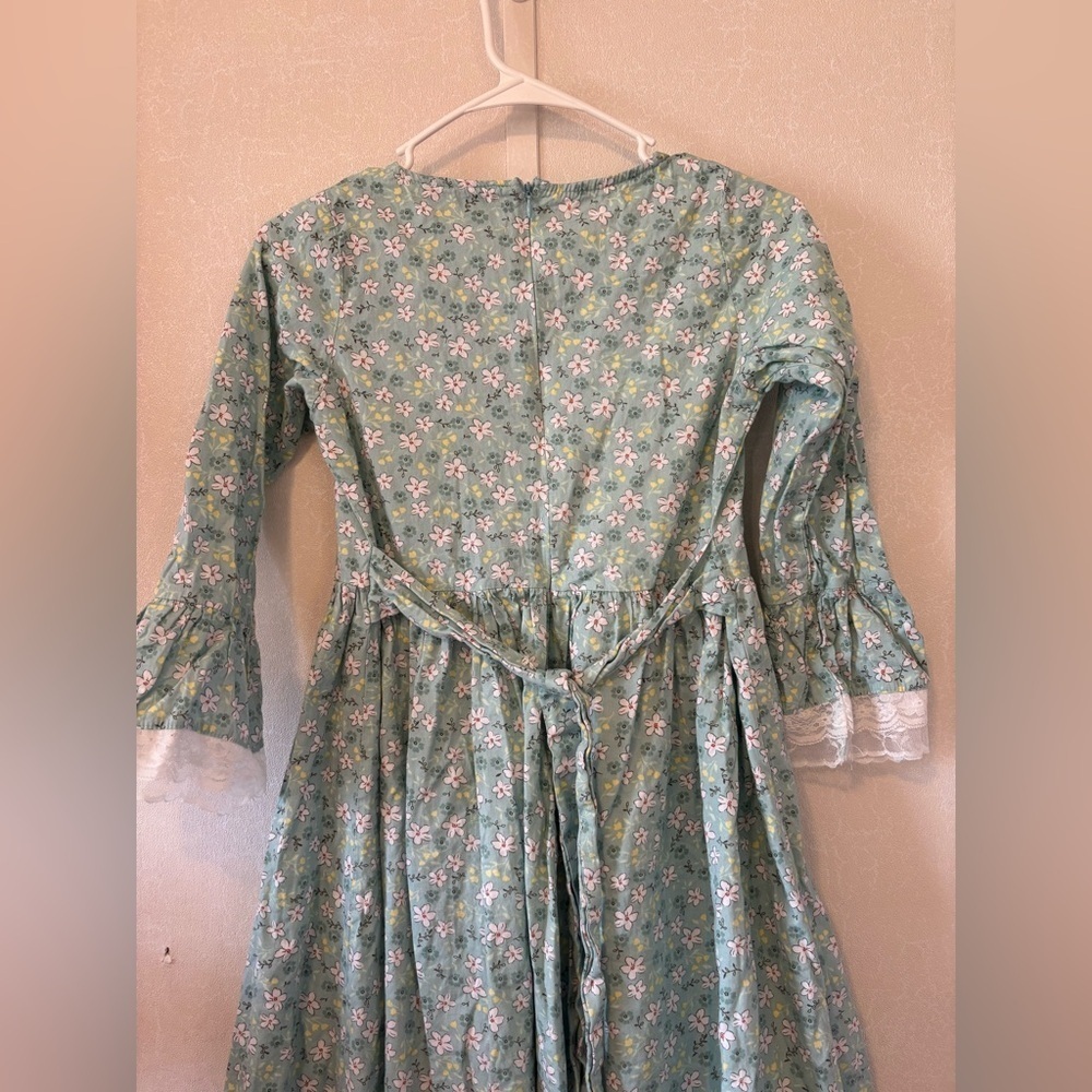 Scarlet Darkness | Pioneer colonial Dress | 11-14 yrs - Picture 9 of 9